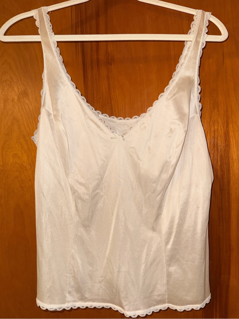 🎀 COQUETTE Vintage White Lace Trim Silky Camisole Slip Top – Fits Size L